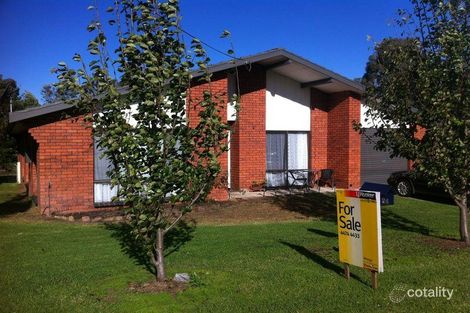 24 Haslingden St, Moruya, NSW 2537