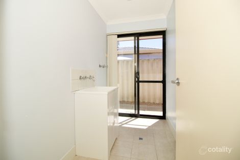 Property photo of 32 Link Way Cooloongup WA 6168