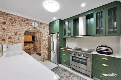 Property photo of 166 Barolin Esplanade Coral Cove QLD 4670