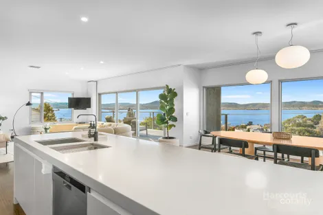 Property photo of 17 Willowdene Avenue Sandy Bay TAS 7005