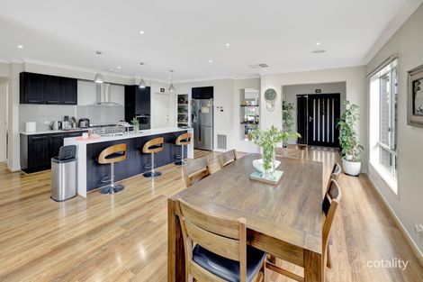 Property photo of 15 Muster Street Manor Lakes VIC 3024