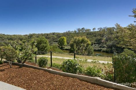 Property photo of 135 Barracks Flat Drive Karabar NSW 2620