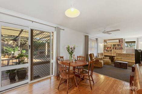 Property photo of 16 Bolton Drive Kennington VIC 3550