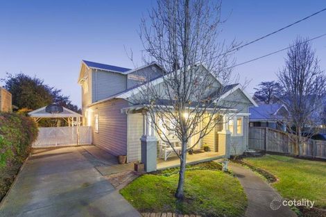 Property photo of 15 Daisy Street Newtown VIC 3220