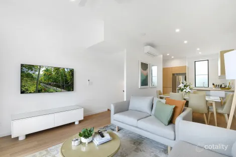 15 Ward St, Southport, QLD 4215