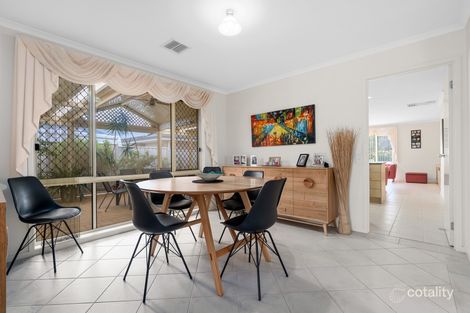 Property photo of 12 Sovereign Drive Woodcroft SA 5162