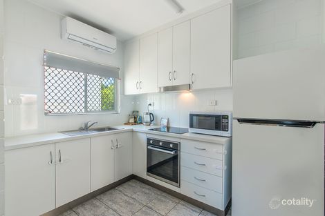 Property photo of 2/179 Bundock Street West End QLD 4810