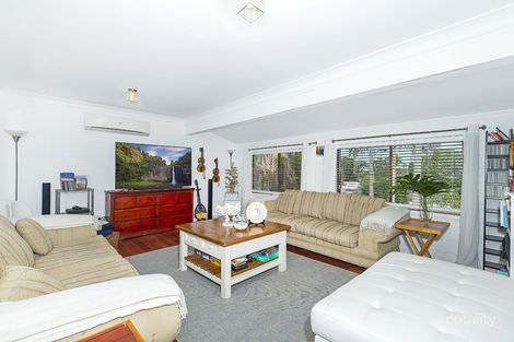 Property photo of 6 Wybalena Close Kilaben Bay NSW 2283
