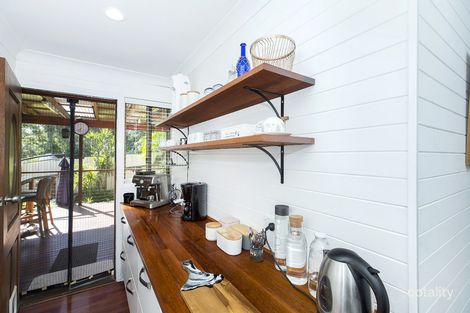 Property photo of 6 Wybalena Close Kilaben Bay NSW 2283