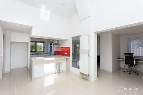 Property photo of 8 Saunders Close Mount Pleasant VIC 3350