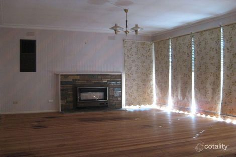 Property photo of 2 Cronulla Court Noble Park VIC 3174