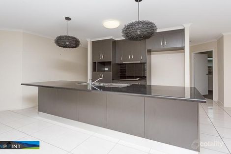 Property photo of 14 Kingslea Court Ooralea QLD 4740