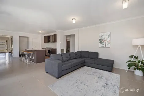 Property photo of 20 Thackeray Drive Warrnambool VIC 3280