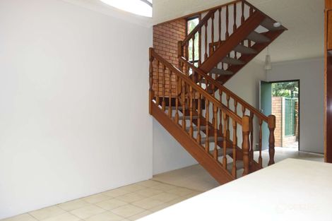 Property photo of 1/52 Warren Street St Lucia QLD 4067