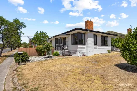 14 Laidlaw St, Ararat, VIC 3377