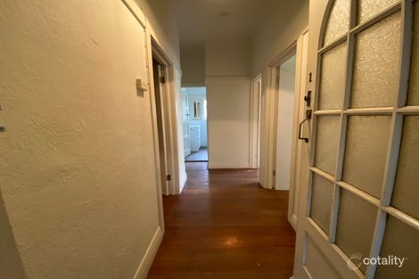 Property photo of 34 Upton Road Windsor VIC 3181