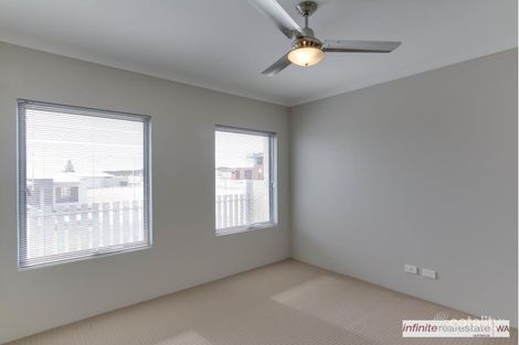 Property photo of 60 Zodiac Drive Alkimos WA 6038