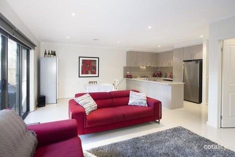 Property photo of 2/330 Mt Dandenong Road Croydon VIC 3136