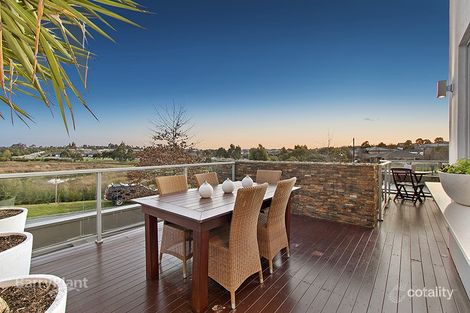 Property photo of 18 Canberra Avenue Berwick VIC 3806