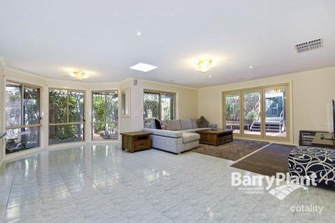 Property photo of 10 Cyril Grove Noble Park VIC 3174