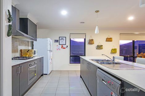 Property photo of 4 Kirrama Street Tarneit VIC 3029
