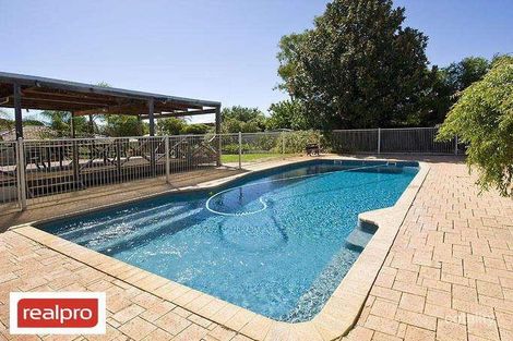 14 Davilak Cres, Manning, WA 6152