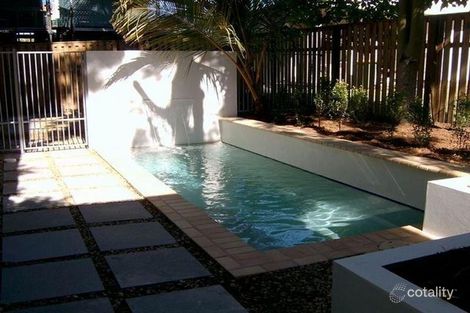 Property photo of 2/1852 Gold Coast Highway Burleigh Heads QLD 4220