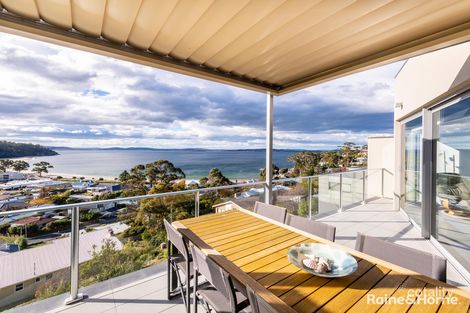 Property photo of 2/52 Roslyn Avenue Kingston Beach TAS 7050