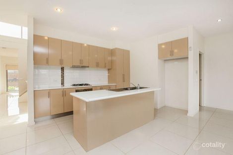 Property photo of 1/19-21 The Avenue Caroline Springs VIC 3023