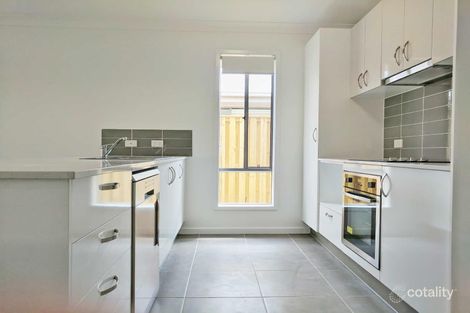 Property photo of 2 Peppertree Street Pimpama QLD 4209