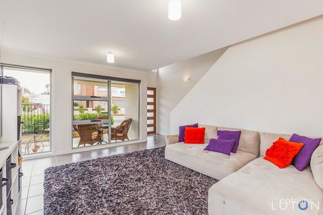 Property photo of 41 Cazneaux Crescent Weston ACT 2611