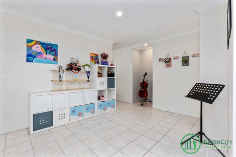 Property photo of 84 Towncentre Drive Thornlie WA 6108
