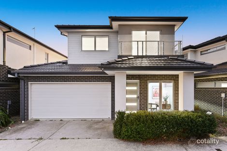 Property photo of 8 Metro Circuit Berwick VIC 3806