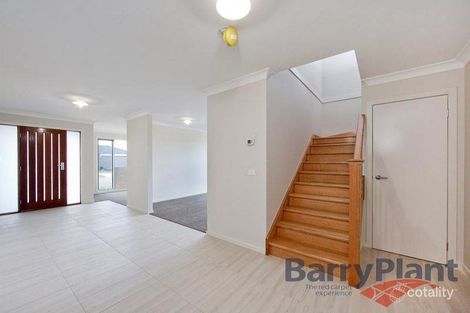 Property photo of 53 Breasley Parkway Point Cook VIC 3030
