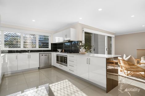 Property photo of 2/18 The Grove Alexandra Headland QLD 4572