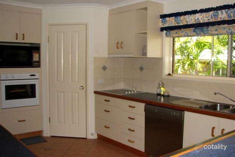 Property photo of 15 Douglas Street Tannum Sands QLD 4680