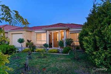 Property photo of 4 Neman Court Roxburgh Park VIC 3064