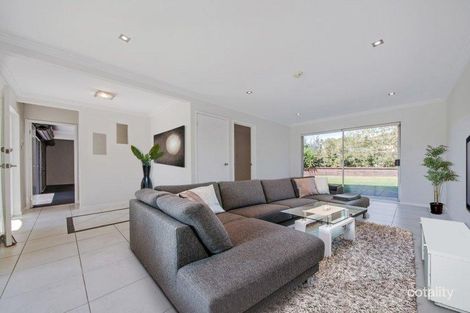 Property photo of 12 Edzell Place Carindale QLD 4152