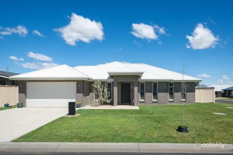 Property photo of 2 Kemp Street Eglinton NSW 2795