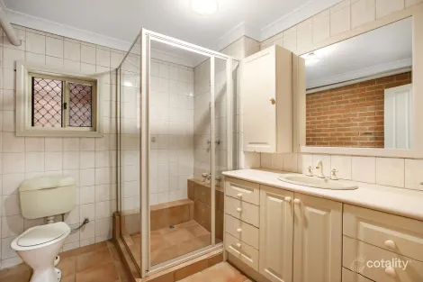 Property photo of 11 Ester Drive Mill Park VIC 3082