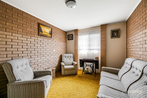 Property photo of 23 Richmond Drive Wilsonton QLD 4350