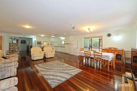 Property photo of 9 Cockatoo Crescent Gooburrum QLD 4670