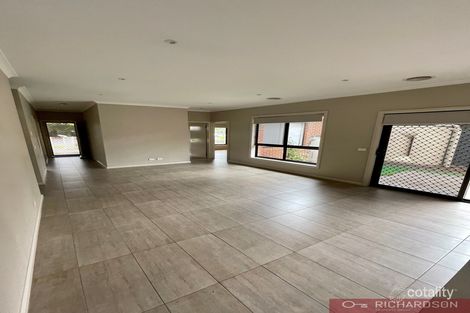 Property photo of 1/208 Heaths Road Hoppers Crossing VIC 3029