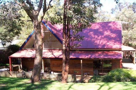 Property photo of 8 Collins Street Red Hill VIC 3937