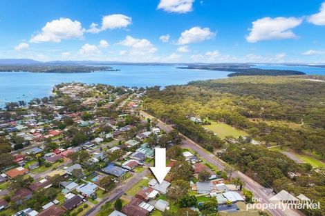 Property photo of 9 Naroo Avenue Summerland Point NSW 2259