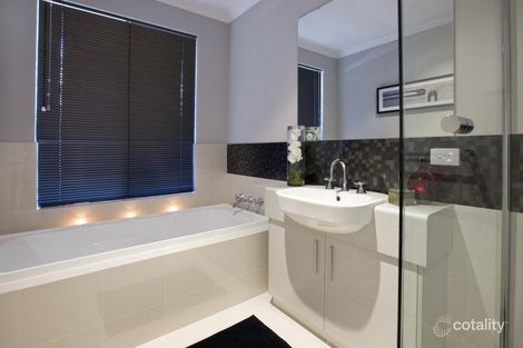 Property photo of 31 Nicholas Crescent Hilton WA 6163