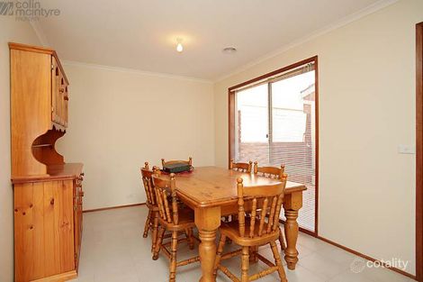 Property photo of 28 Ashcroft Crescent Monash ACT 2904