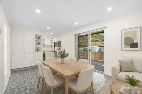 Property photo of 3 Garbett Place Doonside NSW 2767