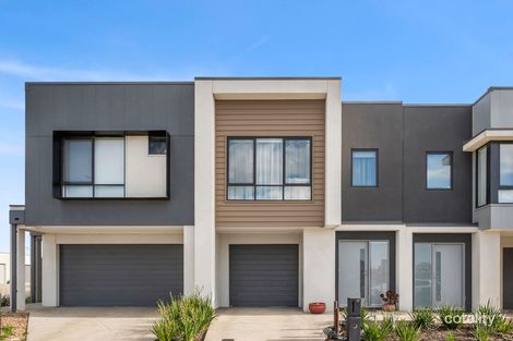 17 Milligan Cct, Charlemont, VIC 3217