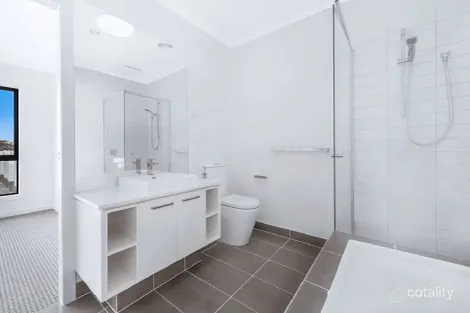 Property photo of 50 Quarter Circuit Springvale VIC 3171